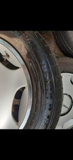 Mercedes wielen met wieldoppen, Ophalen, Zo goed als nieuw