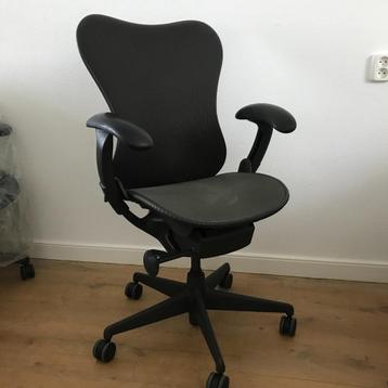Bureaustoel Herman Miller Mirra Full Options beschikbaar voor biedingen