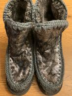dames boots met bont, Ophalen of Verzenden, Zo goed als nieuw, Zwart