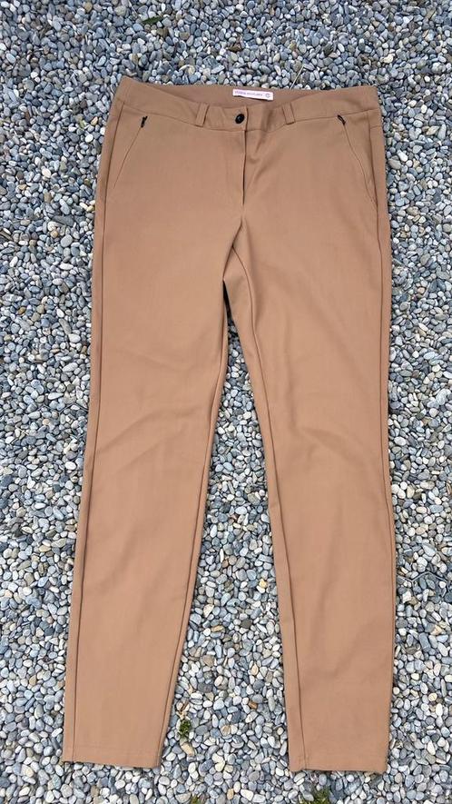 Studio Anneloes beige zand broek rits maat M travelstof, Kleding | Dames, Broeken en Pantalons, Zo goed als nieuw, Beige, Ophalen of Verzenden