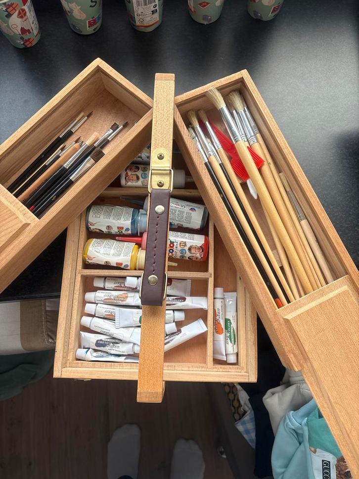 Houten schilderskoffer met verf en penselen, Hobby en Vrije tijd, Schilderen, Gebruikt, Overige typen, Ophalen