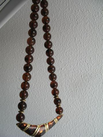 Oude Kralen Ketting met Goldtone Accent Vintage beschikbaar voor biedingen