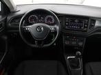 Volkswagen T-Roc 1.0 TSI | Adaptive cruise | Carplay | Airco, Voorwielaandrijving, Stof, Gebruikt, 1194 kg