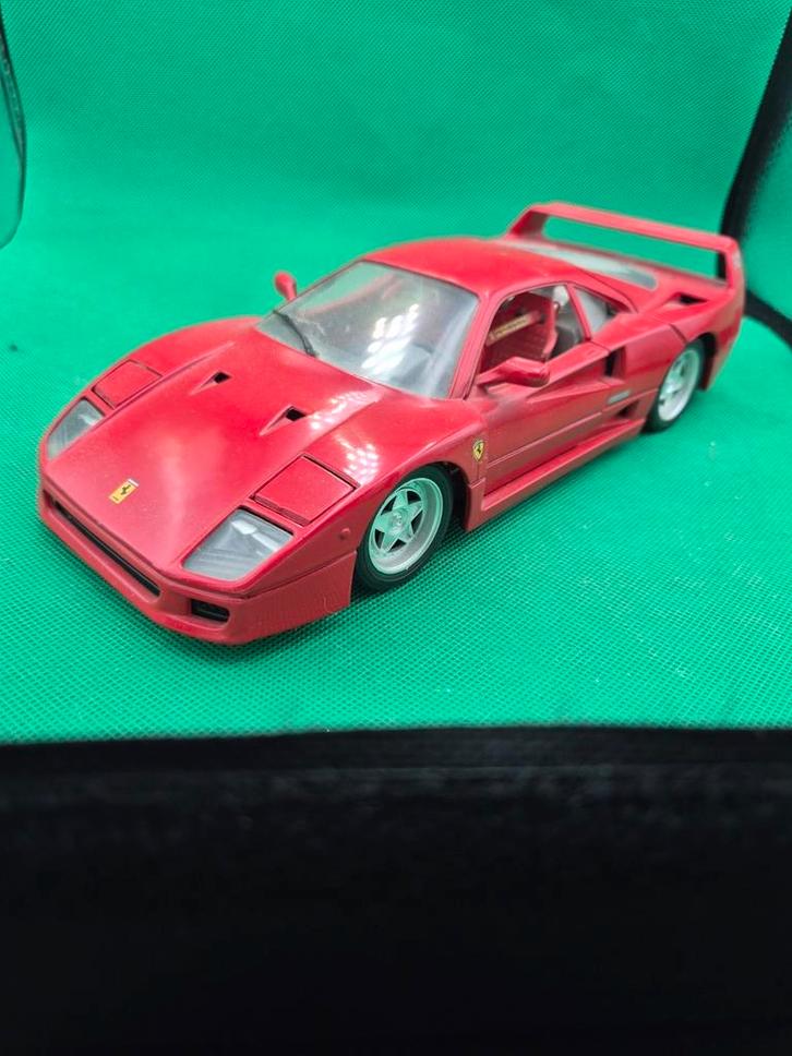 410 Ferrari F40 1/18 polistil, Hobby en Vrije tijd, Modelauto's | 1:18, Zo goed als nieuw, Ophalen of Verzenden