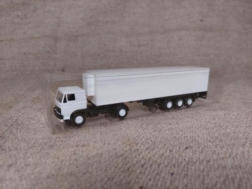 Liaz LKW vrachtwagen met 3-assige koel-trailer wit IGRA 1:87, Hobby en Vrije tijd, Modelauto's | 1:87, Zo goed als nieuw, Bus of Vrachtwagen