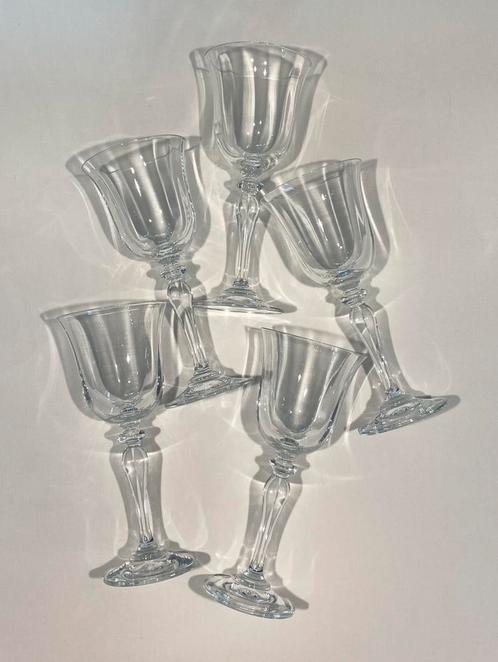 5x Vintage wijnglazen met tulpvormige kelk en gevormde voet, Antiek en Kunst, Antiek | Glas en Kristal, Ophalen of Verzenden