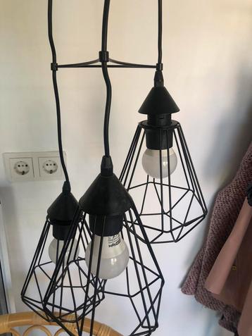 T.e.a.b. Industriële hanglamp 3 spots beschikbaar voor biedingen