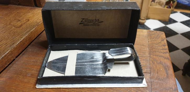 Gero Zilmeta taartschep In originele doos, Antiek en Kunst, Antiek | Bestek, Ophalen of Verzenden