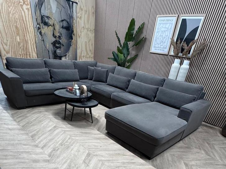 ZGAN Velvet Velours U-Bank / Hoekbank - Taupe - 365cm, Huis en Inrichting, Banken | Bankstellen, Zo goed als nieuw, Hoekbank, Vierpersoons of meer