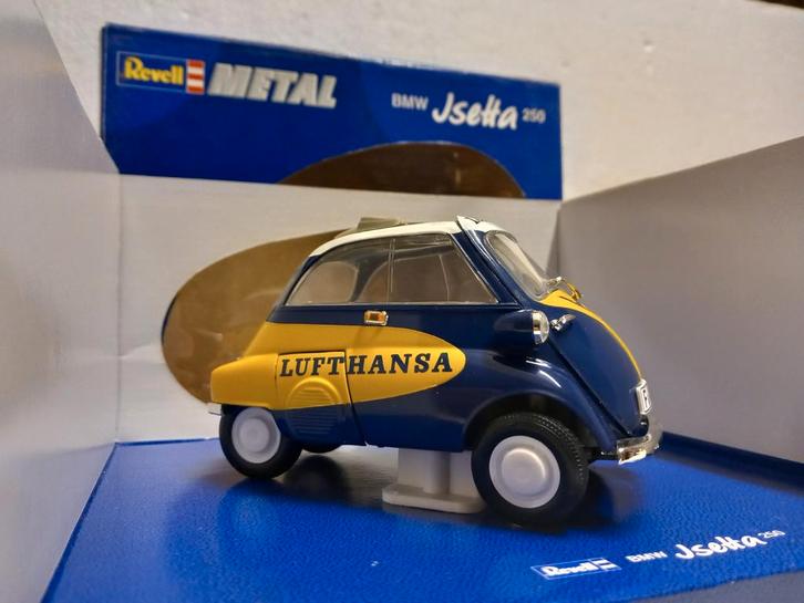 BMW Isetta 250 Lufthansa blauwgeel Revell metal 1:18 KRD, Hobby en Vrije tijd, Modelauto's | 1:18, Zo goed als nieuw, Auto, Revell