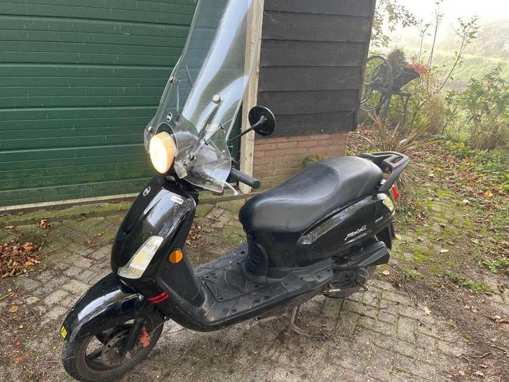 Sym Fiddle 2 Scooter, Fietsen en Brommers, Scooters | SYM, Gebruikt, Fiddle, Maximaal 45 km/u, Benzine, Ophalen