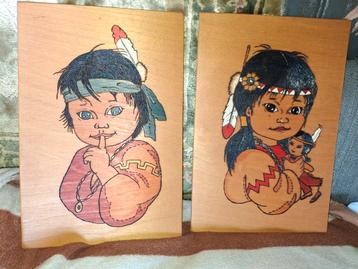 Vintage Houten Wanddecoratie Indianen Kinderen beschikbaar voor biedingen