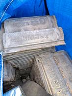 Dakpannen GRATIS AF TE HALEN, Ophalen, Steen of Klei, Dakpannen, Grijs