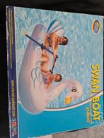 Swan boat, Kinderen en Baby's, Speelgoed | Buiten | Opblaasfiguren, Ophalen of Verzenden, Zo goed als nieuw
