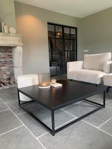 Salontafel zwart staal hout essenhout nieuwstaat landelijk beschikbaar voor biedingen