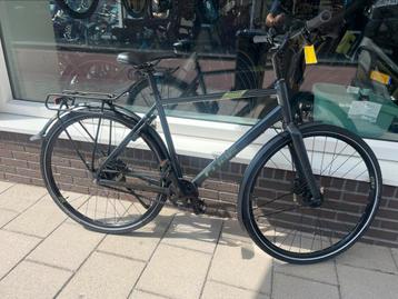 Cube travel 52cm frame beltdrive beschikbaar voor biedingen