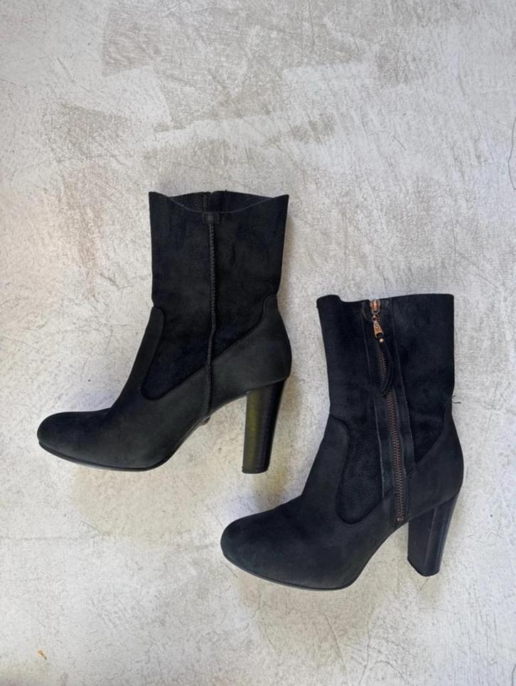 Ugg Laarzen Maat 38, Kleding | Dames, Schoenen, Gedragen, Lage of Enkellaarzen, Zwart, Ophalen of Verzenden
