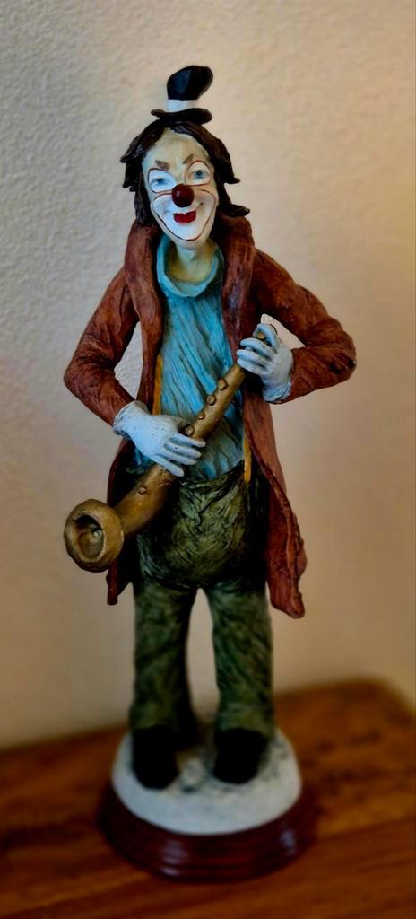 Jun Asilo beeld nr 2 van een clown. collectors item, Verzamelen, Beelden en Beeldjes, Zo goed als nieuw, Mens, Ophalen of Verzenden