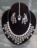 Indiase sierraden set, ketting en oorbellen., Sieraden, Tassen en Uiterlijk, Kettingen, Ophalen of Verzenden, Nieuw, Groen, Overige materialen