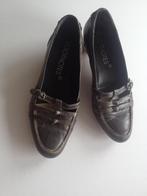 Footnotes. Dames. Instap schoenen. Leer. Maat 38,5.  Grijs, Instappers, Ophalen of Verzenden, Zo goed als nieuw, Grijs