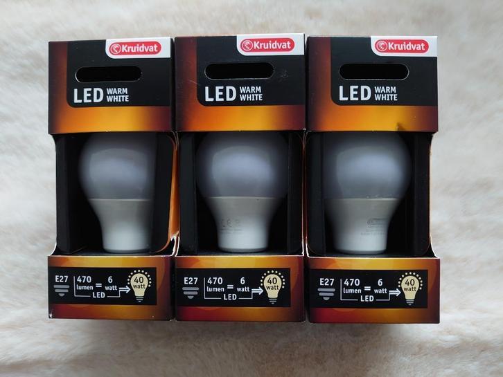 3x Kruidvat LED 40W, Huis en Inrichting, Lampen | Losse lampen, Nieuw, Led-lamp, Minder dan 30 watt, E27 (groot), Ophalen of Verzenden
