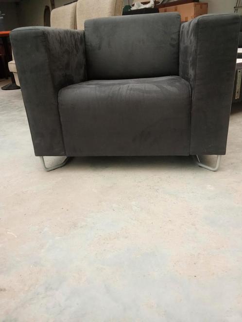 Noti Fauteuil - Donkergrijs, Huis en Inrichting, Fauteuils, Gebruikt, Metaal, Stof, 75 tot 100 cm, 75 tot 100 cm, Ophalen of Verzenden