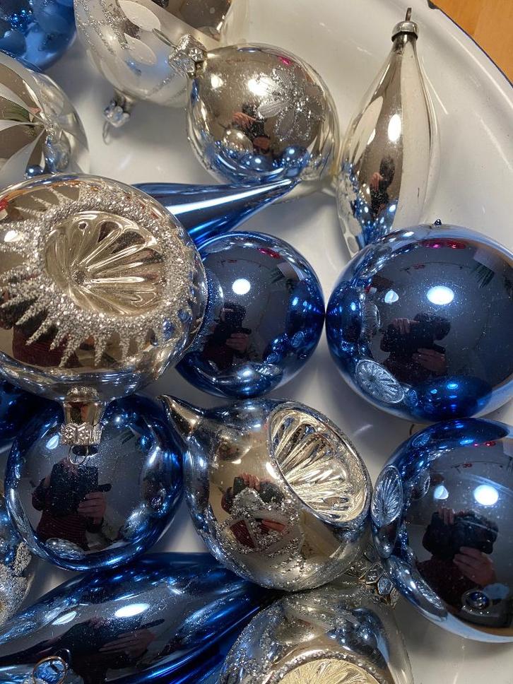 Vintage Kerst 28 Glas pegel bal deukbal zilver blauw sneeuw, Diversen, Kerst, Zo goed als nieuw, Ophalen of Verzenden