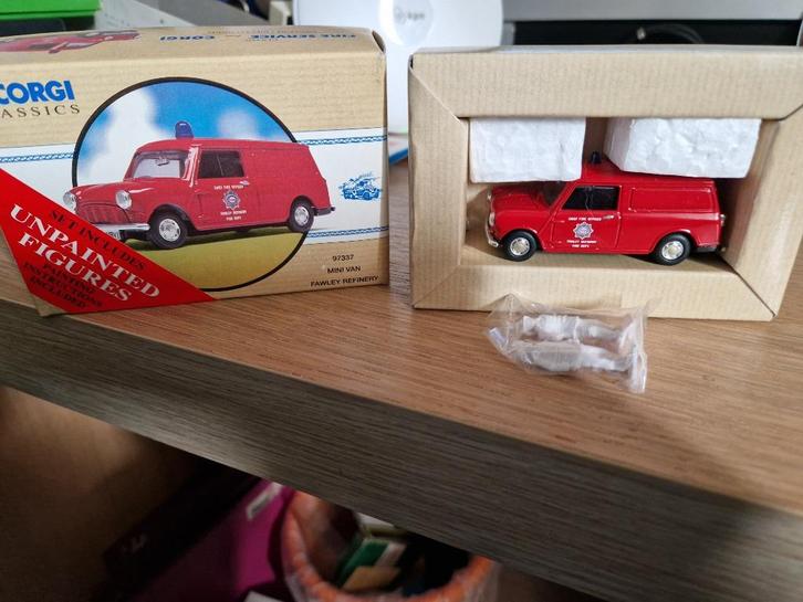Corgi Mini Van., Hobby en Vrije tijd, Modelauto's | 1:43, Nieuw, Auto, Corgi, Ophalen of Verzenden
