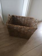 Mooie rieten mand, Ophalen of Verzenden, Zo goed als nieuw, Rechthoekig, Riet