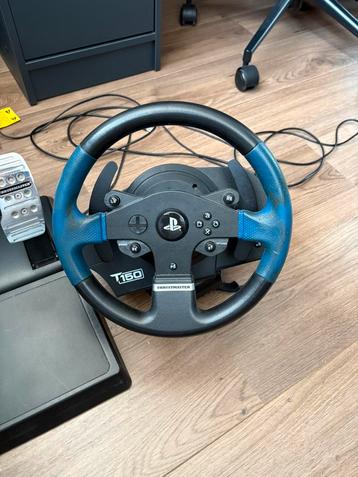 Thrustmaster t150 beschikbaar voor biedingen