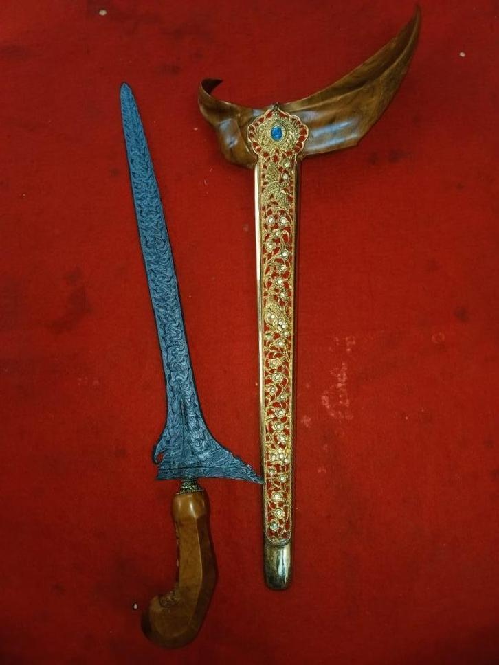 Antieke Keris Sinom Pamor Lar Gangsir Pendok Topengan SVE24, Antiek en Kunst, Kunst | Niet-Westerse kunst, Verzenden
