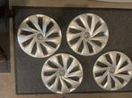 15 inch VW Polo velgen model 17-20 met wieldoppen, Auto diversen, Wieldoppen, Ophalen, Gebruikt