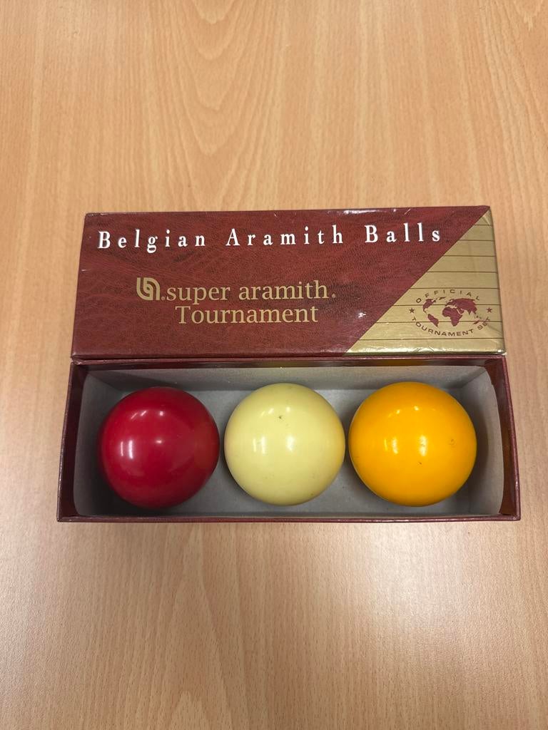 Super Aramith Tournament Carambole Ballen - Set van 3, Sport en Fitness, Biljarten en Poolen, Ophalen of Verzenden, Zo goed als nieuw