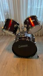 Drumstel Entrada (twee toms en een bassdrum), Muziek en Instrumenten, Drumstellen en Slagwerk, Ophalen, Zo goed als nieuw, Overige merken
