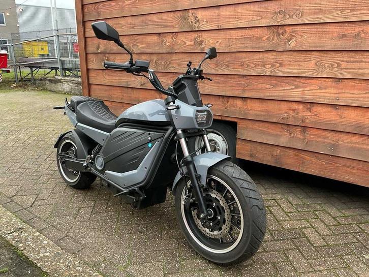 Luqi HL6 Pro Motorfiets, Motoren, Motoren | Overige merken, Bedrijf, Overig