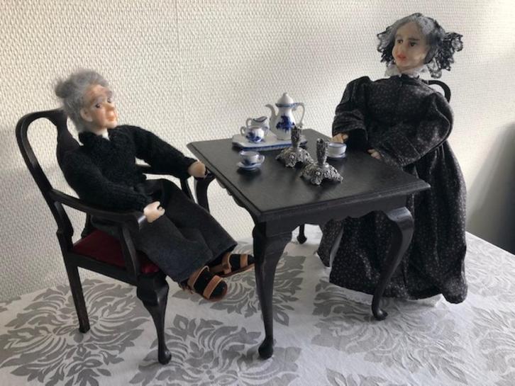 Twee zilveren miniatuur kandelaars, Antiek en Kunst, Antiek | Goud en Zilver, Zilver, Verzenden