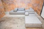 Als NIEUW! grijze stoffen Leolux Ponton Next design hoekbank, Huis en Inrichting, 250 tot 300 cm, Leolux, Leolux, Design