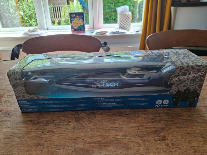 Rc bootje, Kinderen en Baby's, Speelgoed | Speelgoedvoertuigen, Zo goed als nieuw, Afstandsbediening, Ophalen of Verzenden