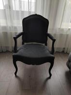 Zwarte Barok stoel, Ophalen