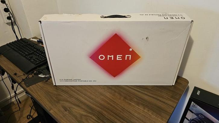 HP Omen 17 (RTX 4090 & Intel i9-13900HX), Computers en Software, Windows Laptops, Zo goed als nieuw, 17 inch of meer, SSD, 4 Ghz of meer