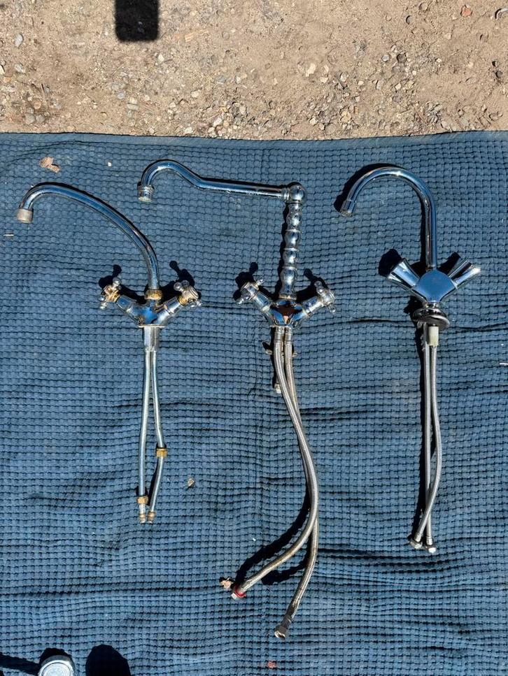 Divers sanitair douchekop/thermostaatkraan/zeepbakje etc., Doe-het-zelf en Verbouw, Sanitair, Gebruikt, Douche, Ophalen of Verzenden