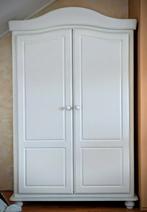 Mooie witte kast op pootjes - kinderkamer/slaapkamer, Huis en Inrichting, Kasten | Kledingkasten, Ophalen, Overige materialen