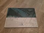 Marno de Vries - Seneca maatschappijleer vmbo KGT lesboek, Ophalen of Verzenden, Nederlands, Overige niveaus, Marno de Vries; Lennart Schra