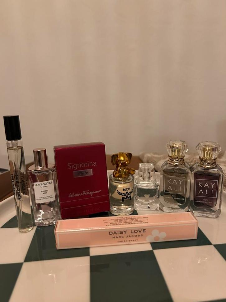 Luxe set parfum miniaturen 8 stuks nieuw voor €90, Sieraden, Tassen en Uiterlijk, Uiterlijk | Parfum, Nieuw, Ophalen of Verzenden