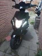 Agm r8 scooter geel kenteken bieden v.a. 550,., Fietsen en Brommers, Scooters | Overige merken, Ophalen, Benzine