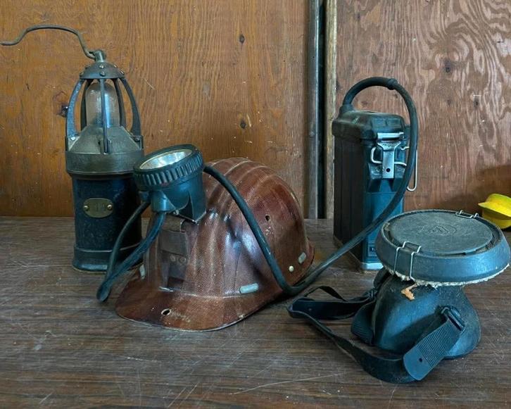 Historische mijnwerkersuitrusting, Verzamelen, Militaria | Tweede Wereldoorlog, Verzenden