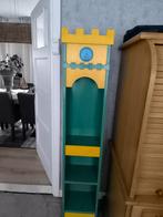 Leuk kinderkastje in de vorm van een kasteel, Kinderen en Baby's, Kinderkamer | Commodes en Kasten, Gebruikt, 105 cm of meer, Ophalen of Verzenden