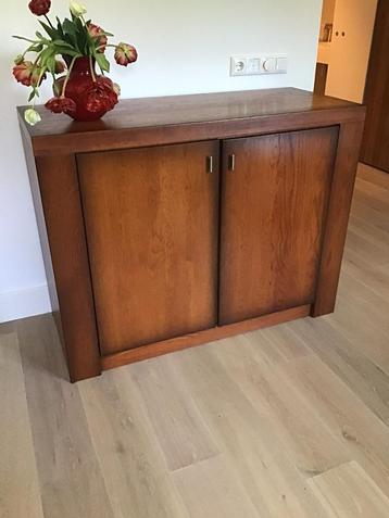 Dressoir 97x124x53 beschikbaar voor biedingen