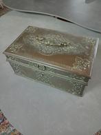 Oude Indonesische sirih kist, Antiek en Kunst, Ophalen of Verzenden