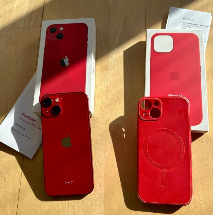 iPhone 13 rood inclusief hoesje, Telecommunicatie, Mobiele telefoons | Apple iPhone, Zo goed als nieuw, 128 GB, Zonder abonnement
